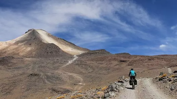 Trei cele mai înalte drumuri din lume