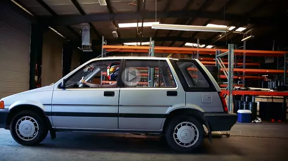 Gympkhana, parodie după celebra serie a lui Ken Block