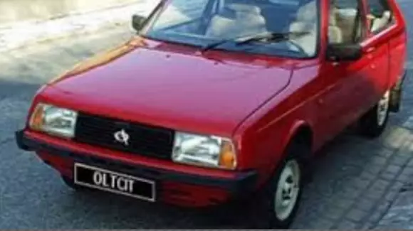 BANC | Un oltean își cumpără Oltcit și plecă cu el la București