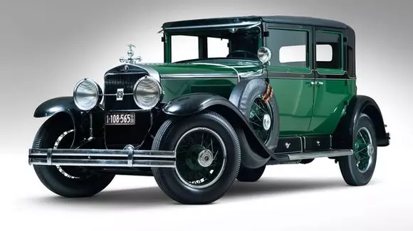 Povestea mașinii lui Al Capone! Știai că a fost condusă de un român?