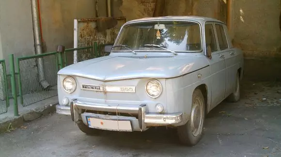 Nu, nu e banc! Românii au fabricat și Dacia 1100 S, dar și SS! Cine se plimba cu mașinile puternice ale vremii?