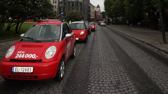 Pentru un aer mai curat: Oslo elimină parcările din centrul orașului