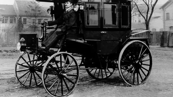 Cum arăta primul camion din istorie