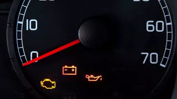 Revoluție în lumea auto! Au apărut martori de bord ca "Bufniță în mașină" sau "Atenție, fantome!"