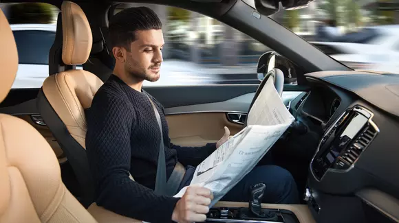 Anglia va organiza primul Track day pentru mașinile autonome