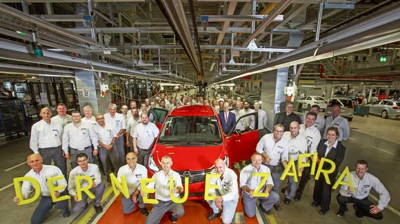 Opel Zafira intră pe linia de producție