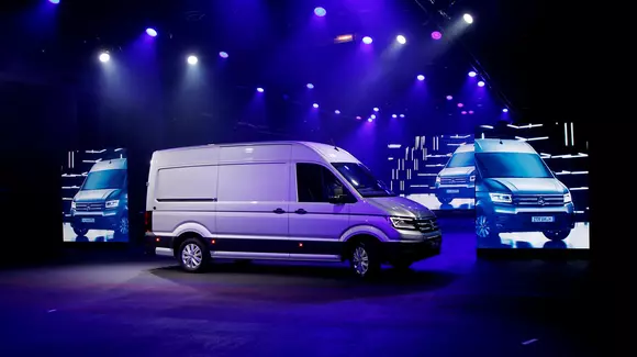 Volkswagen a prezentat noua generație Crafter - 69 de versiuni derivate, costuri de exploatare scăzute și tracțiune pentru toate gusturile