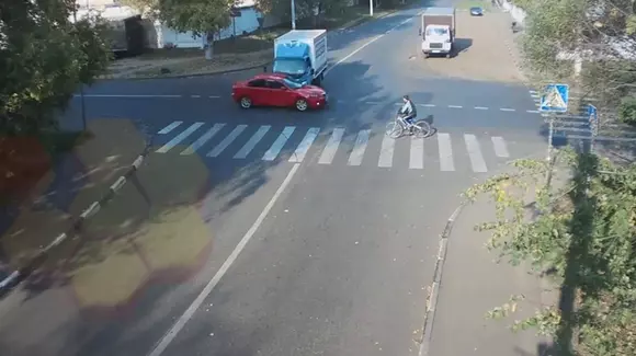 BANC | Accident de mașină... cu marșarier