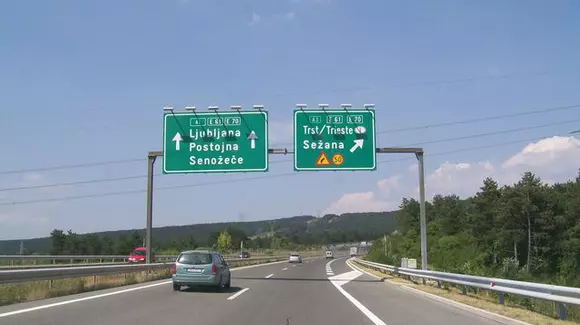 5 curiozități despre șoselele de pe "Bătrânul Continent". Știai că există Drumuri Europene neasfaltate?