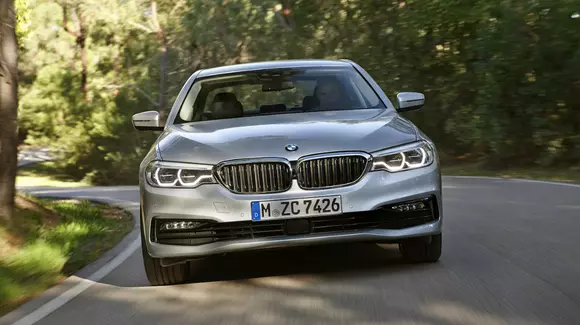 BMW 530e iPerformance - Hibridul elegant