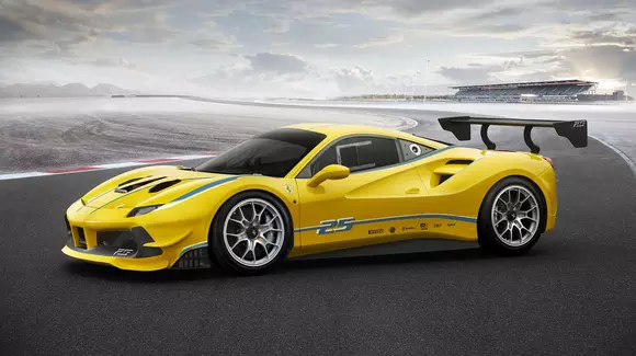 Ferrari 488 Challenge a debutat oficial