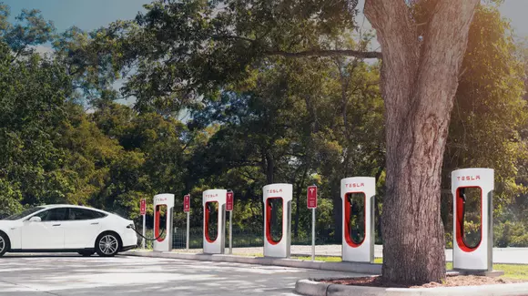 Viitoarea generație a Tesla Supercharger va încărca bateria în câteva minute