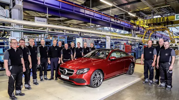 A demarat producția lui Mercedes-Benz Clasa E Coupe