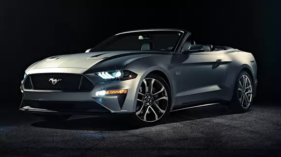Ford Mustang Convertible facelift - Primele poze oficiale