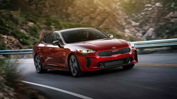 Mai multe motorizări pentru Kia Stinger. Vine și în Europa