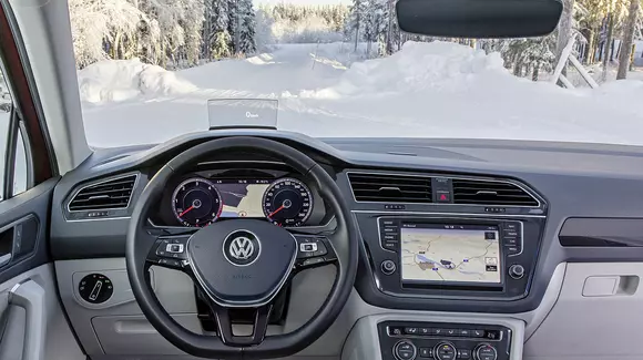 Ce este și cum funcționează parbrizul climatic