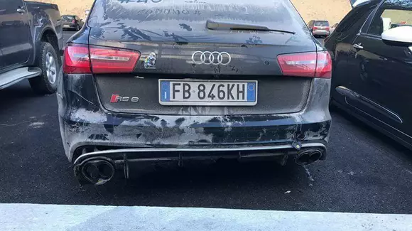 Valentino Rossi și-a lovit prețiosul RS6