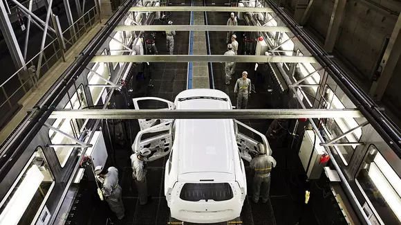 O bătălie pierdută? În 2016 Renault a produs mai multe mașini în Maroc decât în România