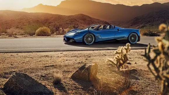 Pagani Huayra Roadster - Poze și detalii oficiale