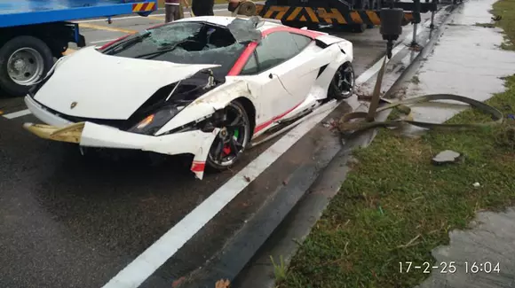 Iată și motivul pentru care nu-i cumperi puștiului tău un supercar