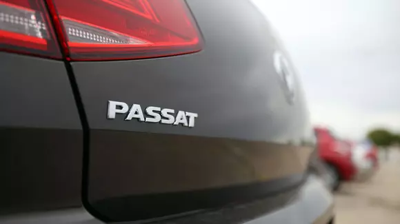 Ce a putut să scrie un constănțean în anunțul de vânzare al mașinii! "Nemtoaică sănătoasă și frumoasă! Vreau să te fac fericit! Sună-mă acum!"