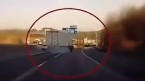 Noroc chior sau talent? Iată ce a reușit șoferul unui autocamion