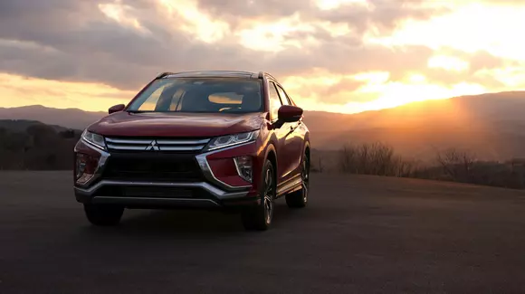 Geneva 2017: Mitsubishi a relansat numele Eclipse cu un SUV