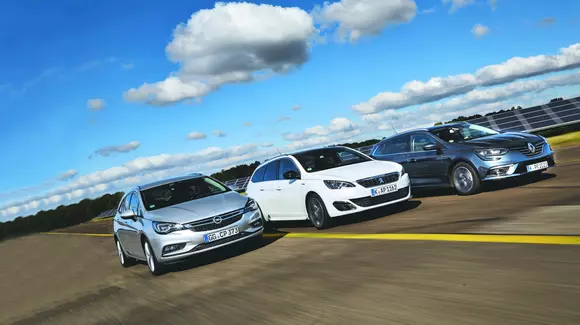 Megane Estate în primul comparativ: Cum se descurcă breakul Renault?