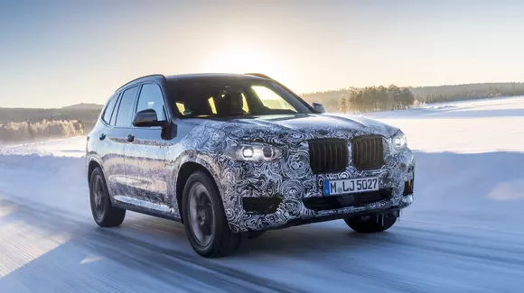 Primele imagini cu viitorul BMW X3, la testele de iarnă din nordul Suediei