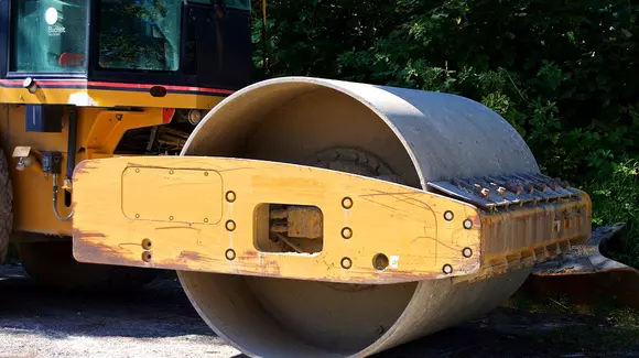 Valea Oltului se transformă în coșmarul șoferilor. Circulația se închide în reprize de câte 15 minute până la sfârșitul lunii mai