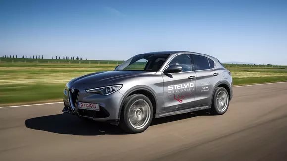 Primul SUV produs de Alfa Romeo este disponibil pentru piaţa din România
