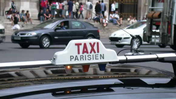 Un francez a uitat într-un taxi un obiect în valoare de 1,5 milioane de dolari