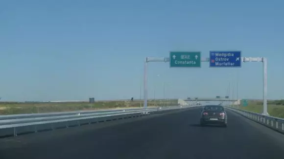 Câți kilometri de autostradă au țările occidentale dezvoltate? Știai că există 11 state cu 0 kilometri?