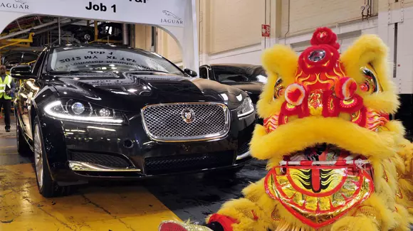 Jaguar investeşte într-o nouă fabrică de motoare în China