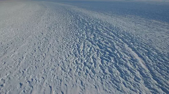 Care este cel mai adânc loc de pe Terra, pe uscat, unde ai putea, teoretic, să ajungi cu mașina?
