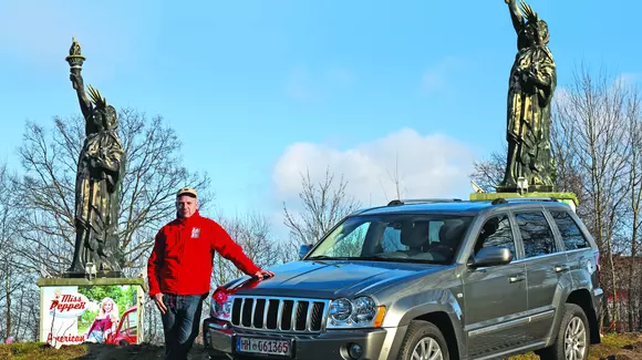Jeep Grand Cherokee Model WH: Un american de încredere