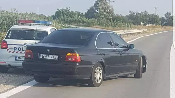 BMW-ul de pe A1 care a băgat în sperieți șoferii. I-ar fi șicanat, apoi ar fi luat amenzi