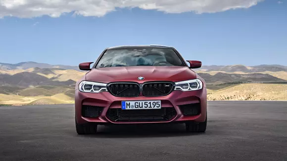 Noul BMW M5 - prezentare video