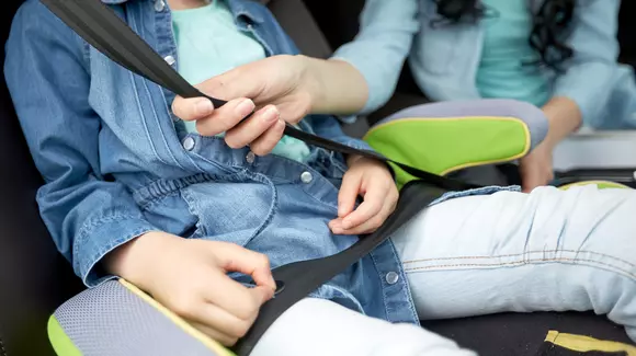 Cum alegem un inaltator auto bun pentru copii