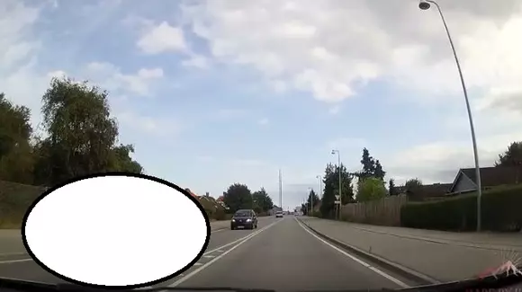 Ce mașină a fost surprinsă pe drumurile României! | VIDEO