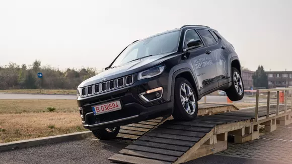 Jeep Compass - preţuri pentru România
