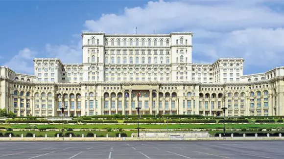 Cât câștigă un șofer de la Camera Deputaților