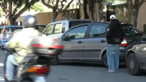 Posteggiatori: Parcagiii care lucrează pentru Mafia siciliană