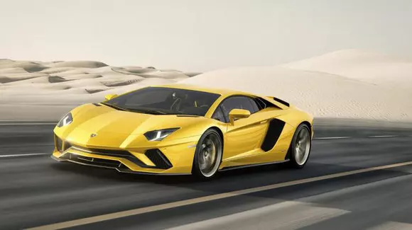 Cât costă să întreții un Lamborghini? Asigurarea CASCO e cât o garsonieră în București