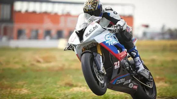 Etapa a 5-a a Campionatului de Motociclism al României ”MotoRC”. Cine va trimufa în fiecare dintre cele patru clase ale competiției?