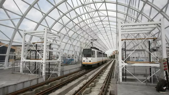 La doar 6 ani de la inaugurare Pasajul Basarab începe să ruginească