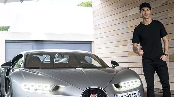 Câte minute a trebuit să joace Cristiano Ronaldo ca să-și achite un Bugatti Veyron