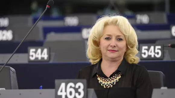 Ce mașină deține Viorica Dăncilă, propunerea PSD pentru funcția de premier