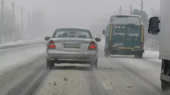 Nu mai există drumuri naţionale sau autostrăzi cu circulaţia oprită din cauza vremii