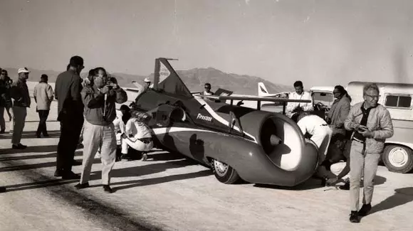 A făcut accident la 981 km/h și a supraviețuit